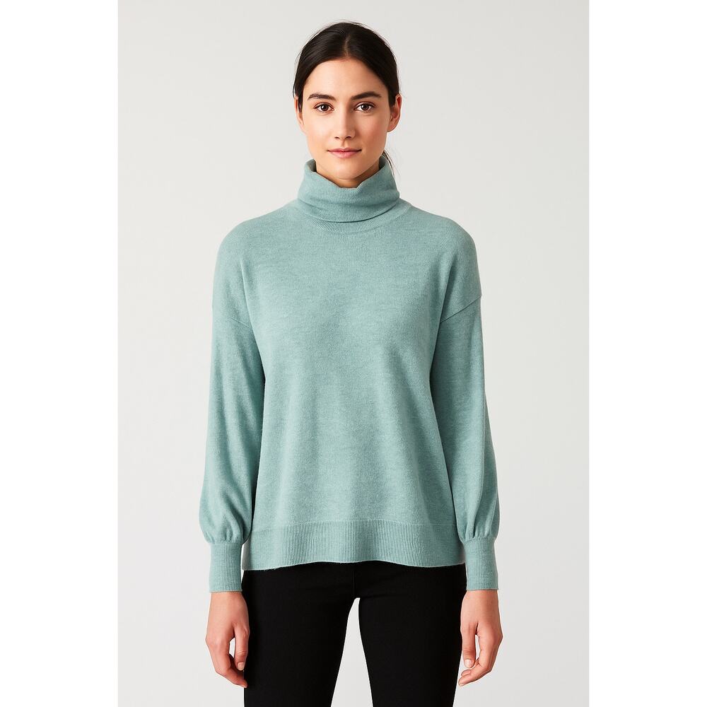 Forte Cashmere Mint Green Cashmere Turtleneck Sweater